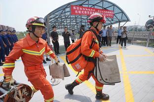 必威电竞平台客服电话截图1